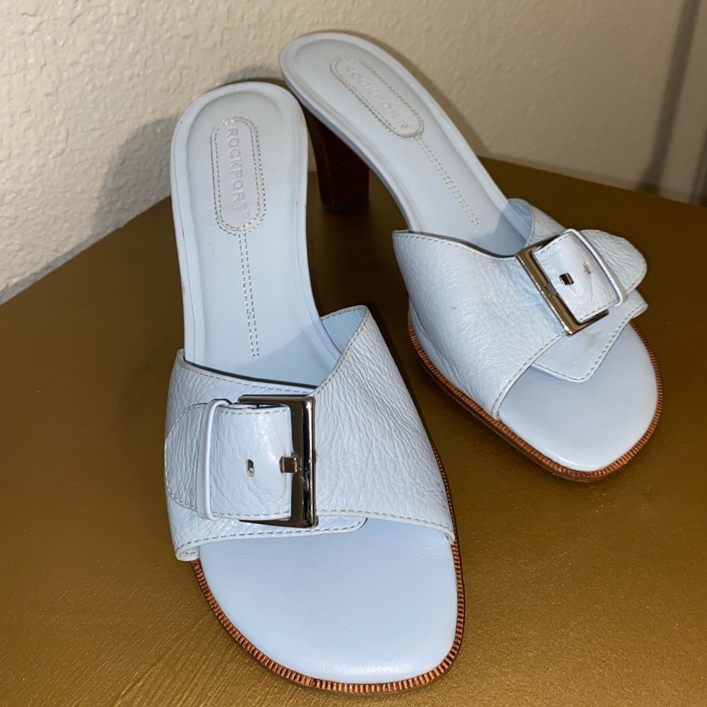 Rockport heels🤍